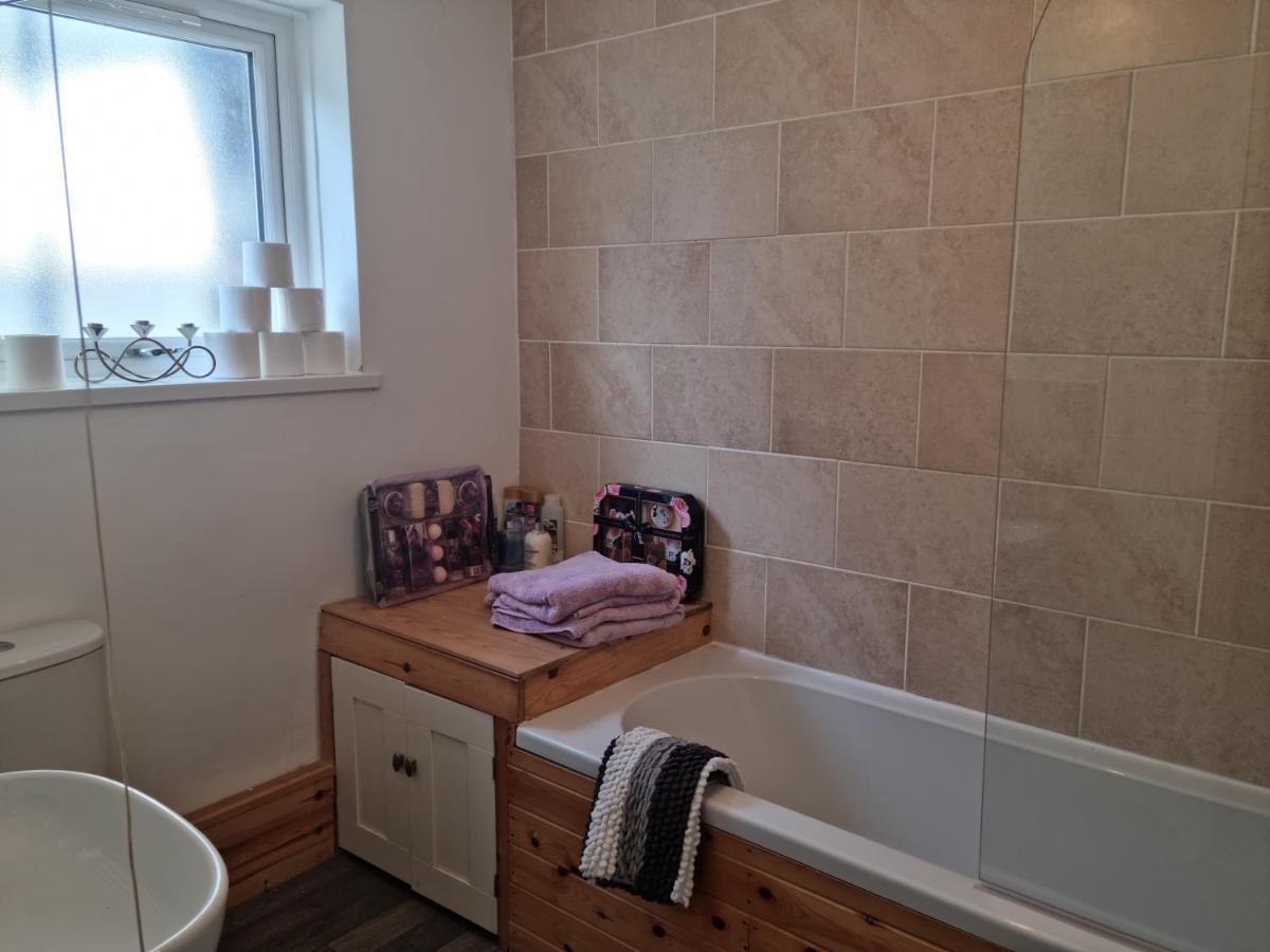 Dare Valley Cottage Ex Miners Cottage Near Zip World Pen Y Fan Waterfalls 에버데어 외부 사진