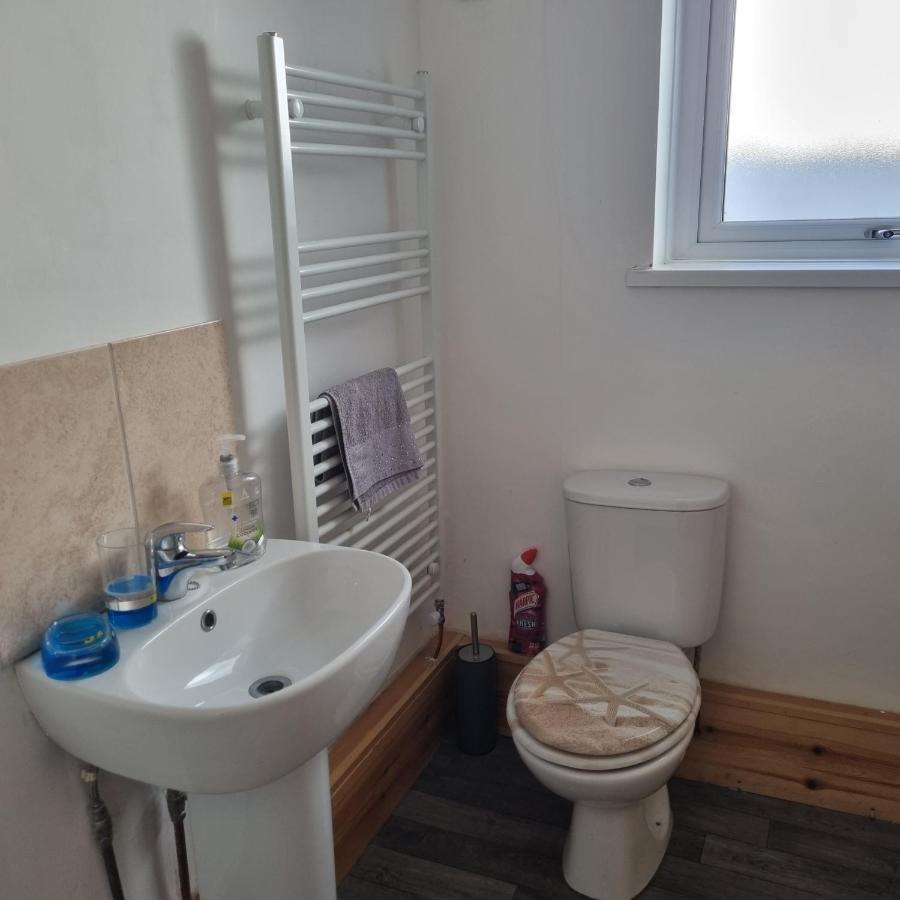 Dare Valley Cottage Ex Miners Cottage Near Zip World Pen Y Fan Waterfalls 에버데어 외부 사진